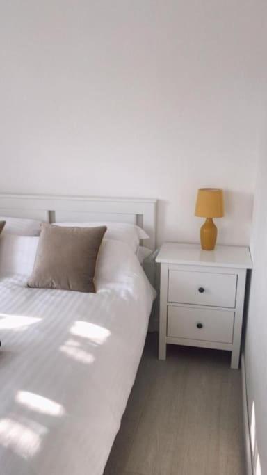 Dingley Dell - Superb Location For Truro In Private Accommodation Perranwell Zewnętrze zdjęcie